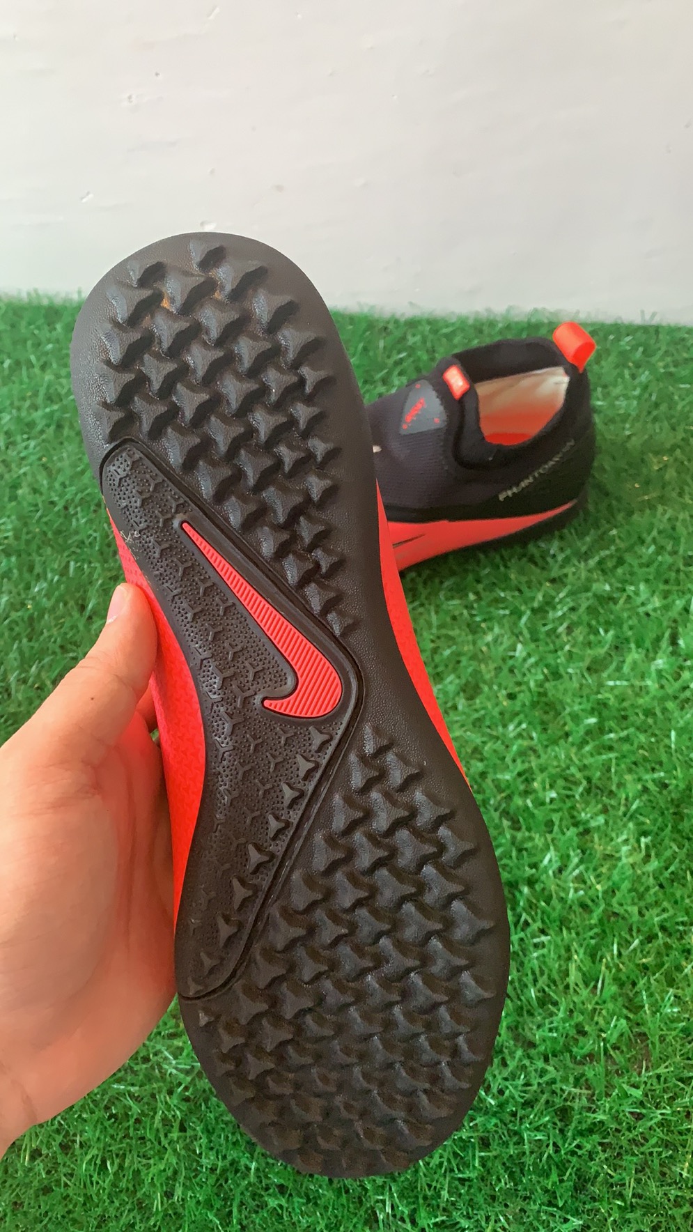 Nike React Phantom VSN 2 Pro DF TF Turf Black Red CD4174-606 | Premium Football Shoe Nike React Phantom VSN 2 Pro DF TF Turf Black Red CD4174-606 | Premium Football Shoe