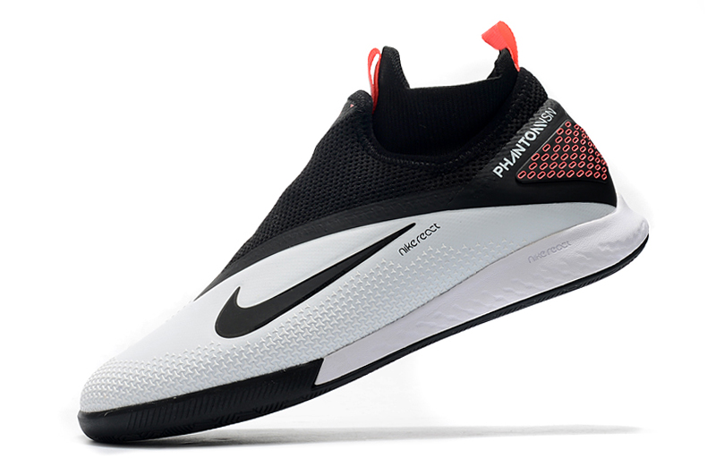 Nike React Phantom Vision 2 Pro Dynamic Fit IC Grey Black - Premium Indoor Soccer Shoes Nike React Phantom Vision 2 Pro Dynamic Fit IC Grey Black - Premium Indoor Soccer Shoes