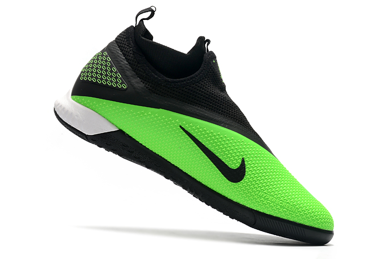 Nike React Phantom Vision 2 Pro Dynamic Fit IC - Green Black | Maximum Comfort & Dynamic Fit Nike React Phantom Vision 2 Pro Dynamic Fit IC - Green Black | Maximum Comfort & Dynamic Fit